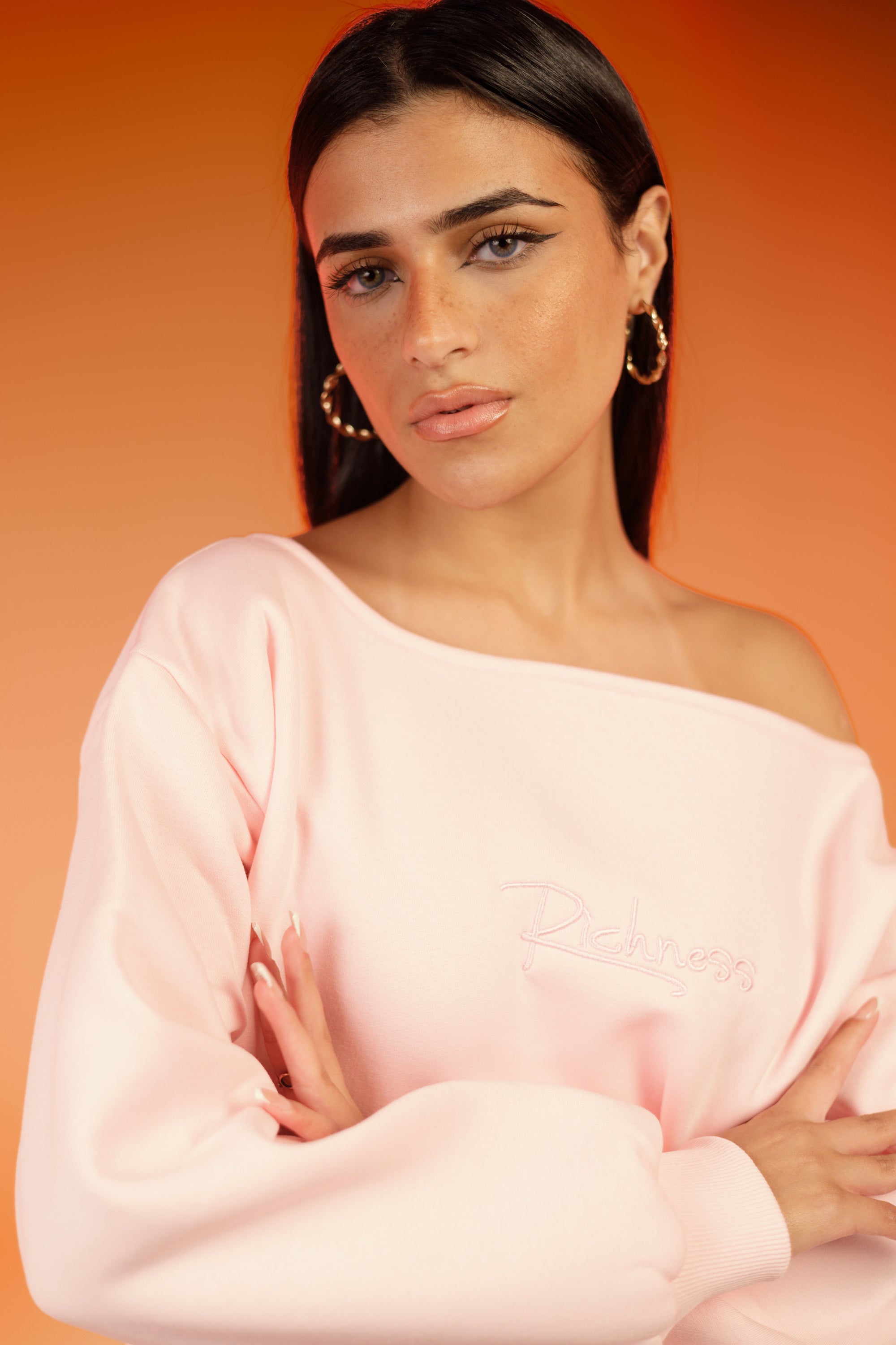 RICHNESS- Off shoulder Sweater- Pink