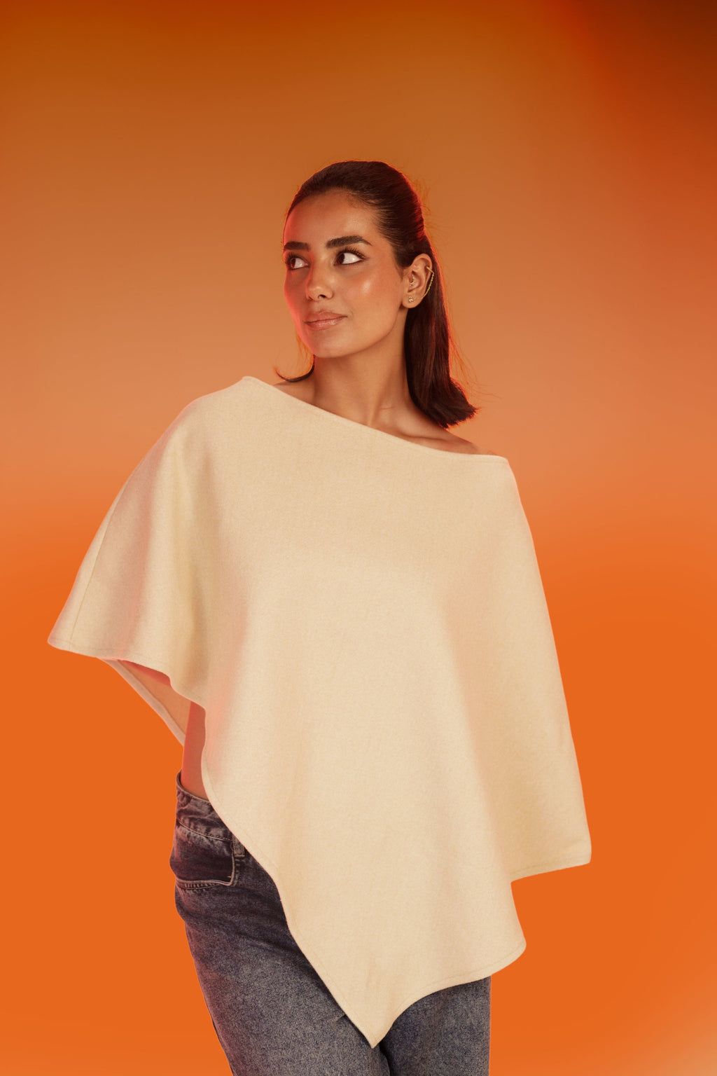 RICHNESS- Neckless Shirt- Beige