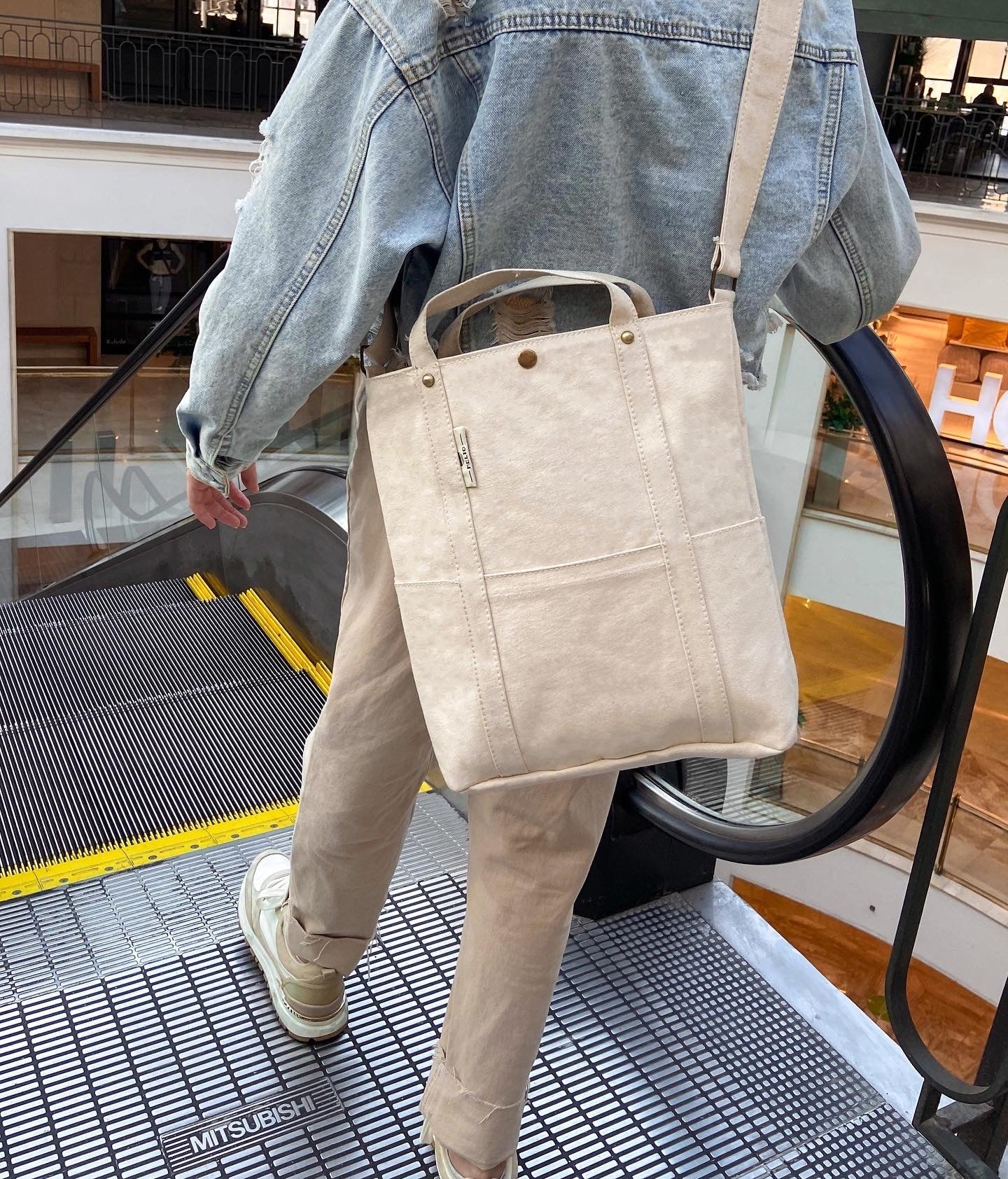 HELIO- CROSS BAG OFFWHITE
