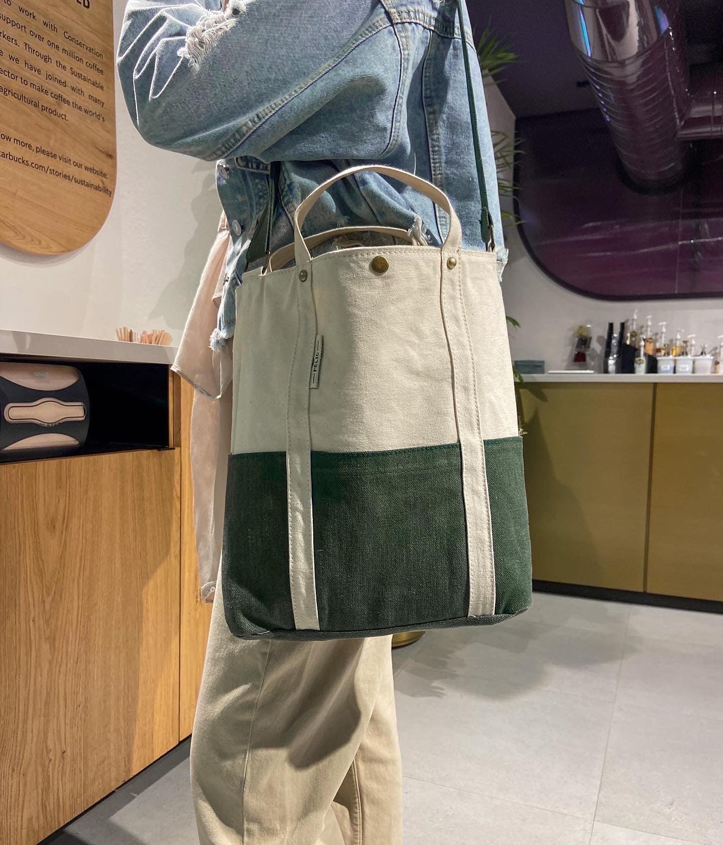 HELIO- CROSS BAG GREEN