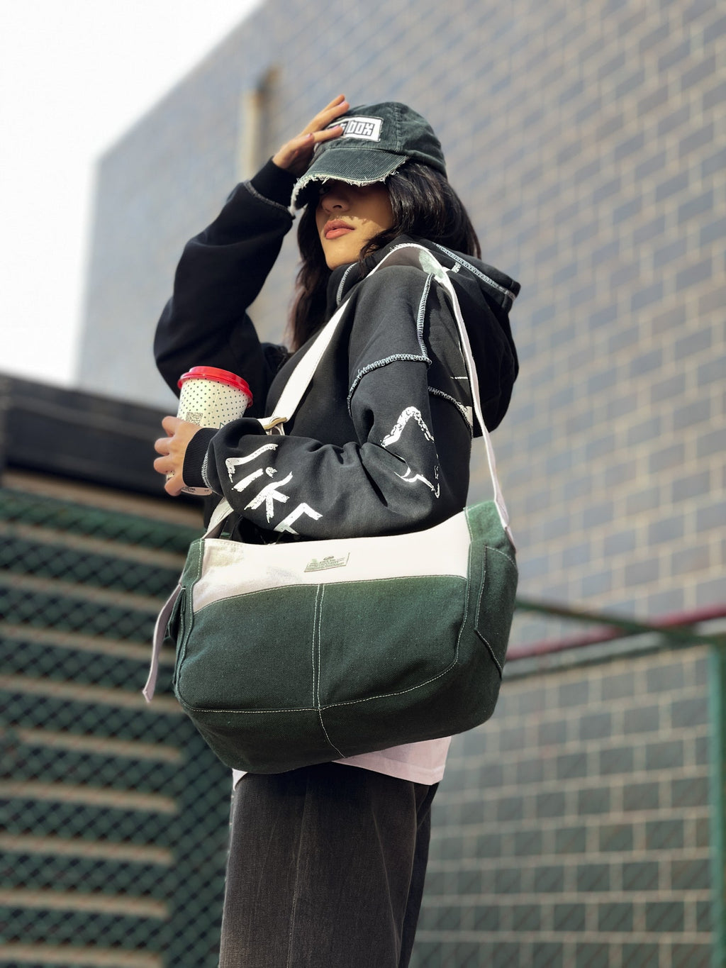 HELIO- HELIO & STITCH GREEN X OFFWHITE