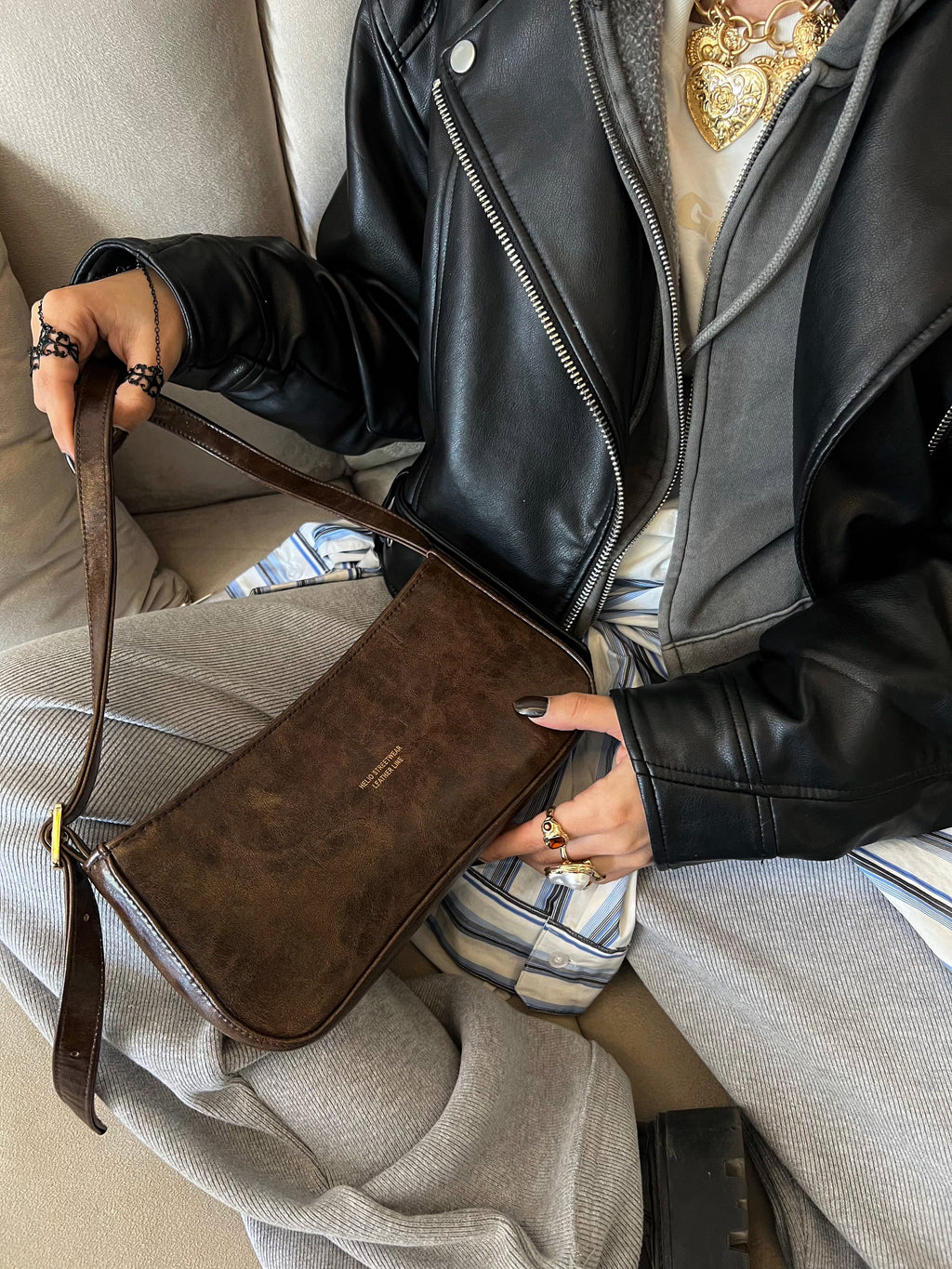 HELIO- TOKEN BAG WOOD BROWN