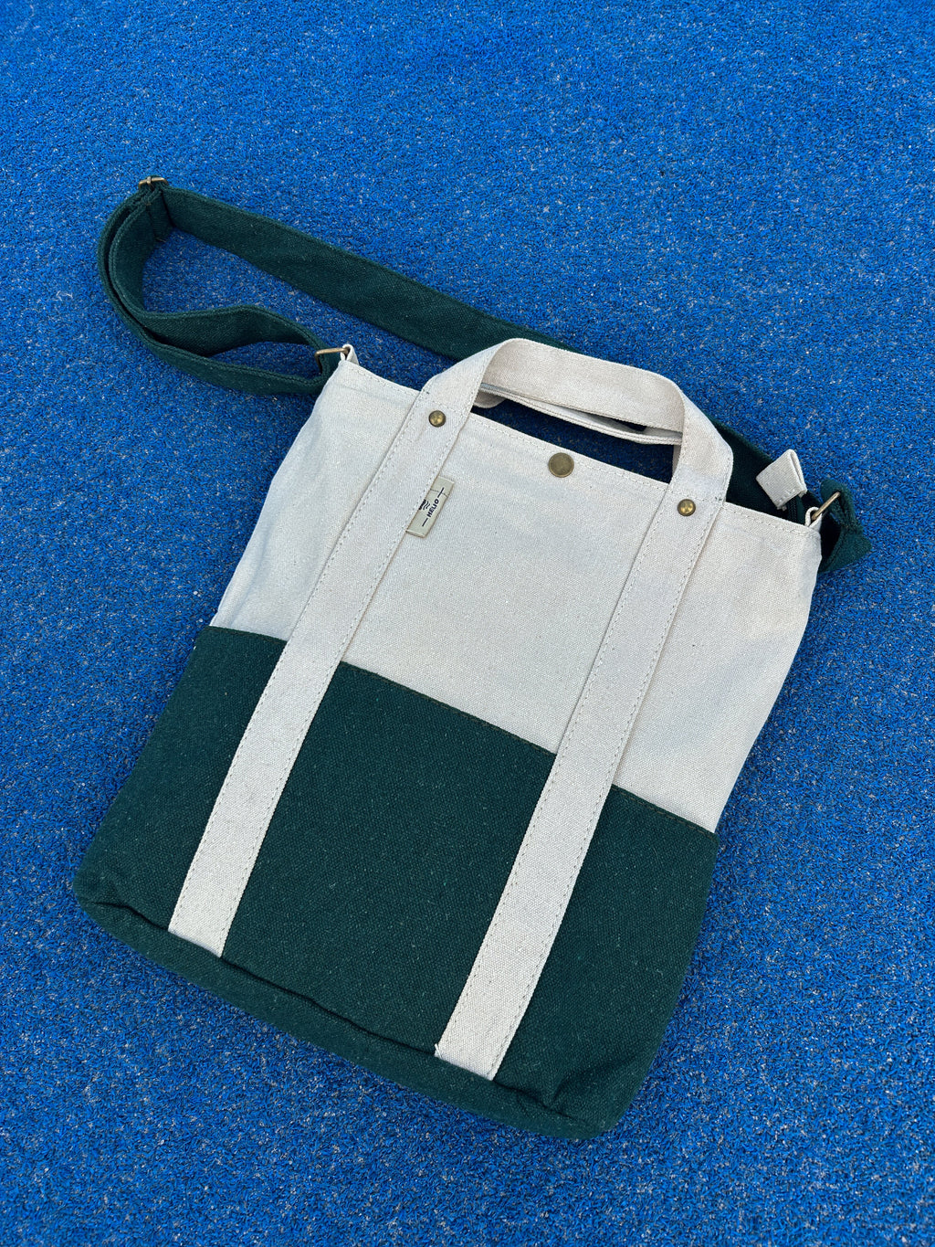 HELIO- CROSS BAG GREEN