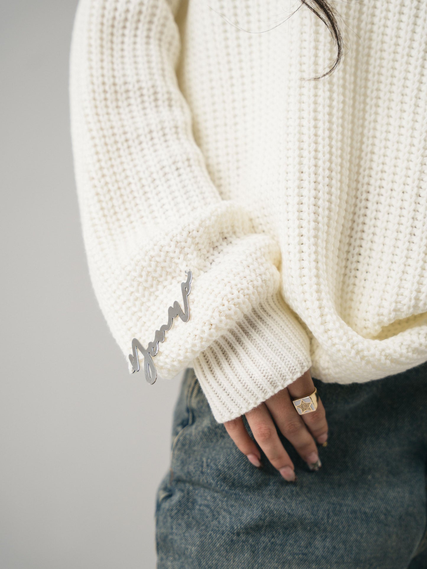 YONYO - OFF-SHOULDER Knitted Sweater - Off White