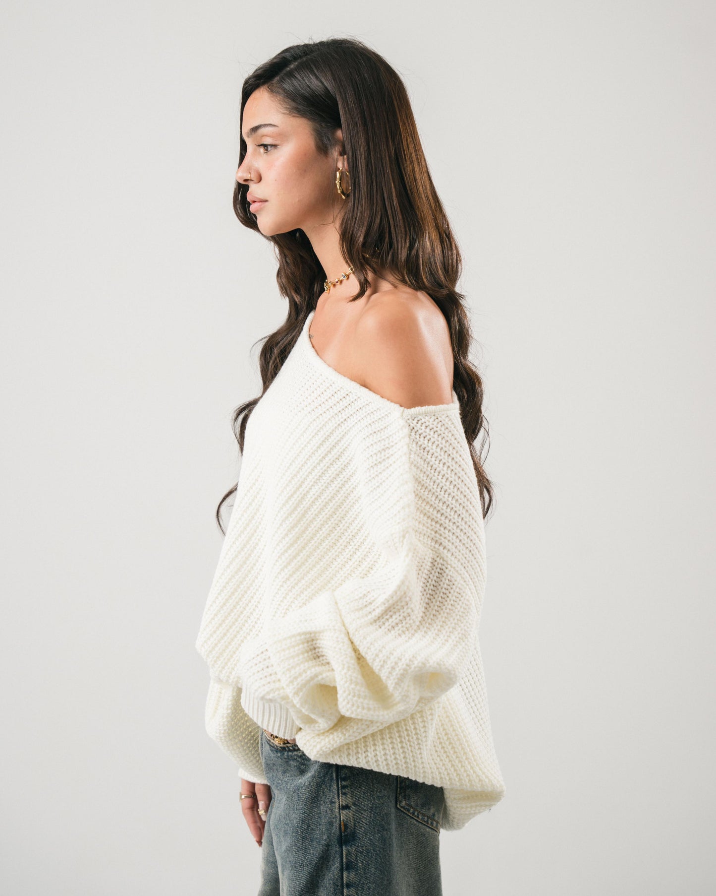 YONYO - OFF-SHOULDER Knitted Sweater - Off White