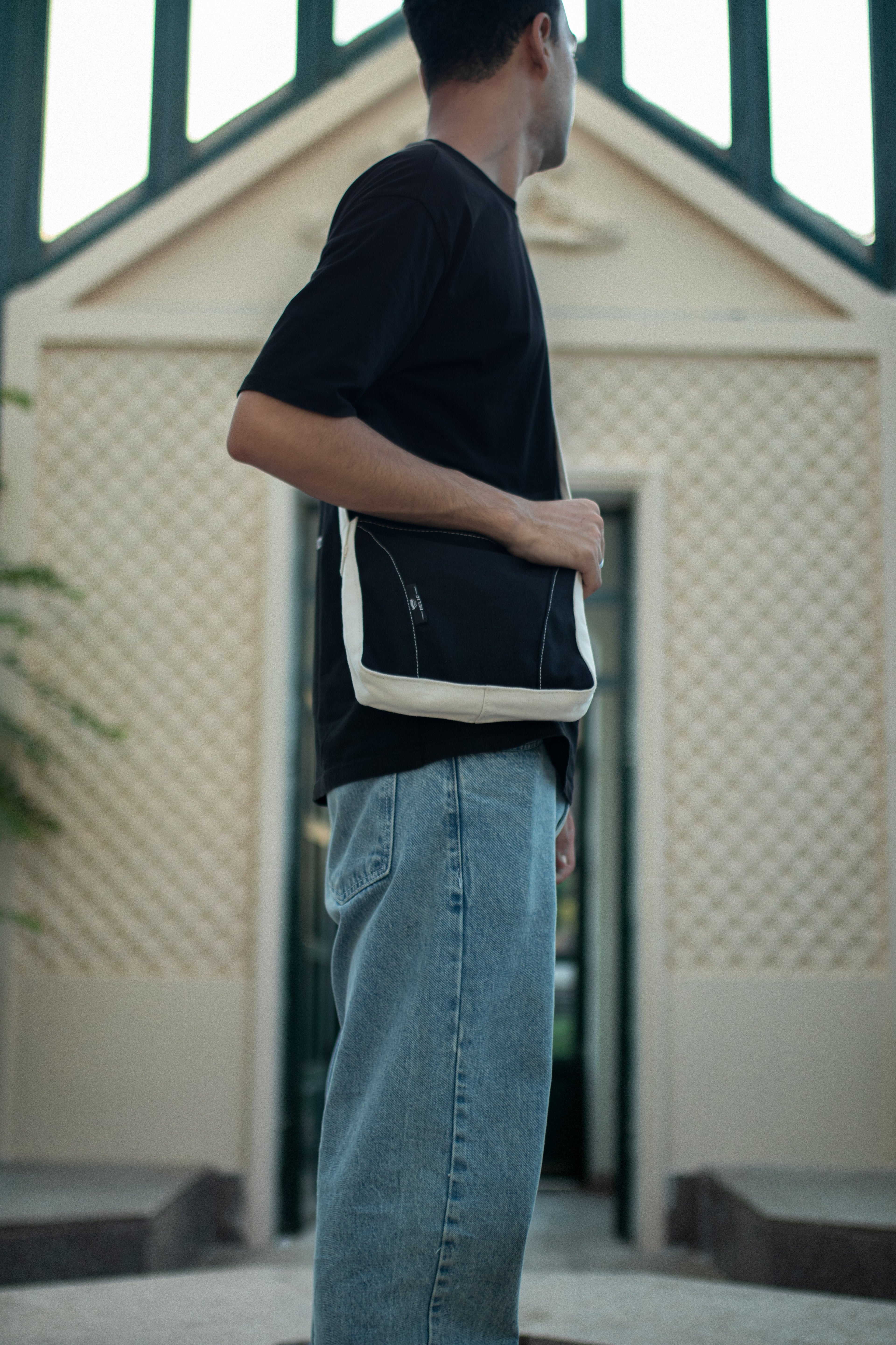 HELIO- RAW BAG BLACK X WHITE