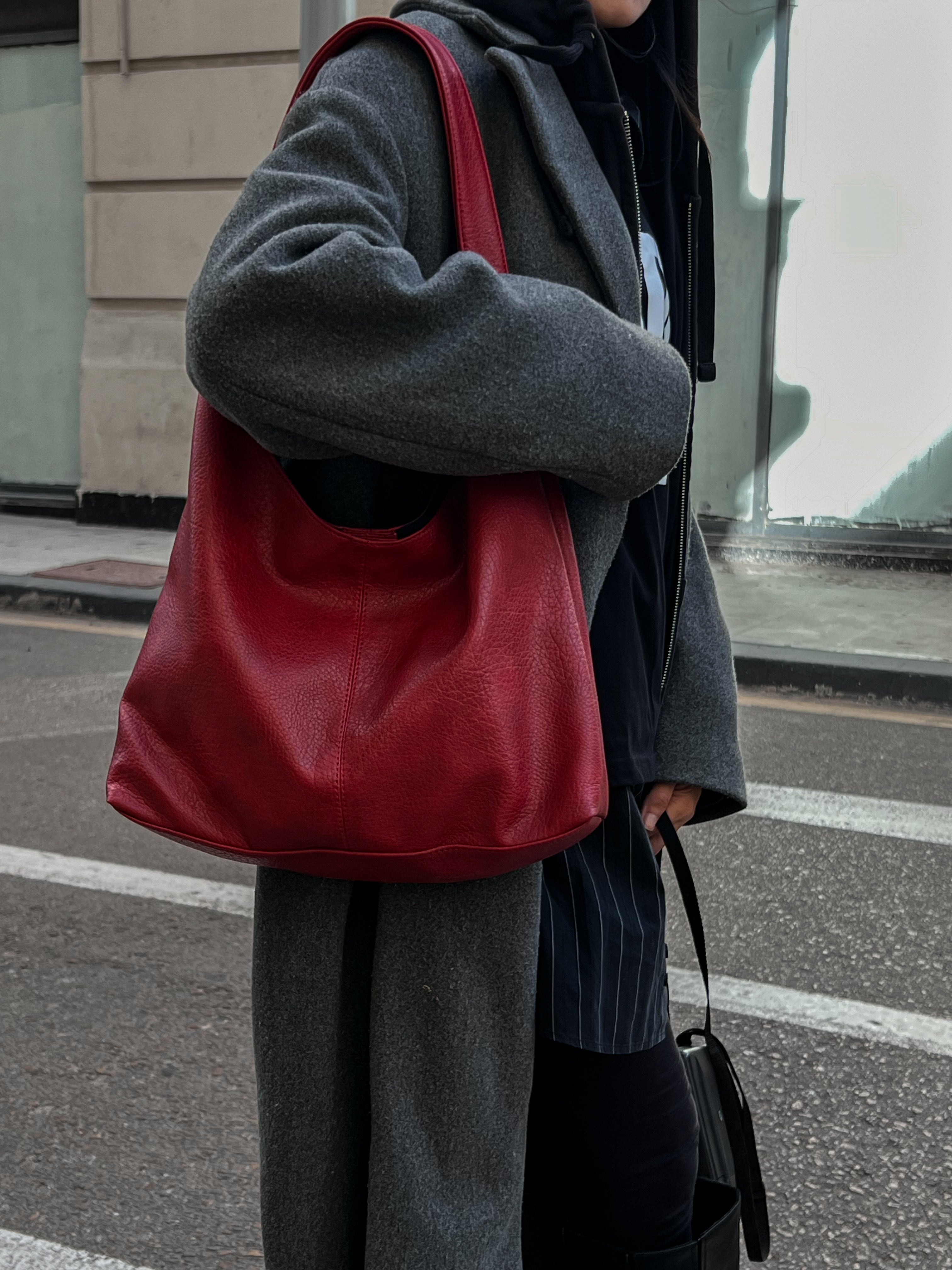 HELIO- HOBO BAG BLOODY RED
