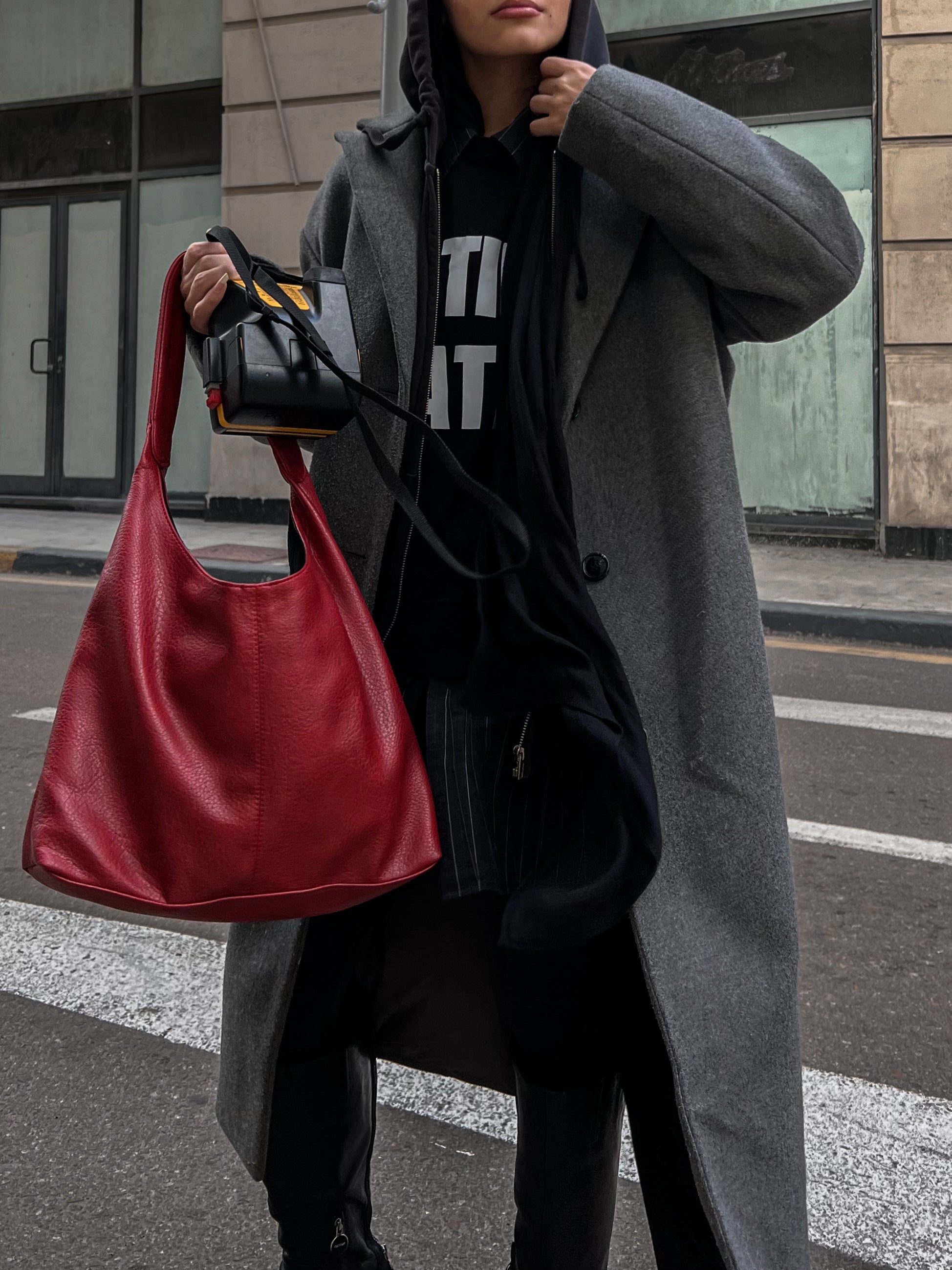 HELIO- HOBO BAG BLOODY RED