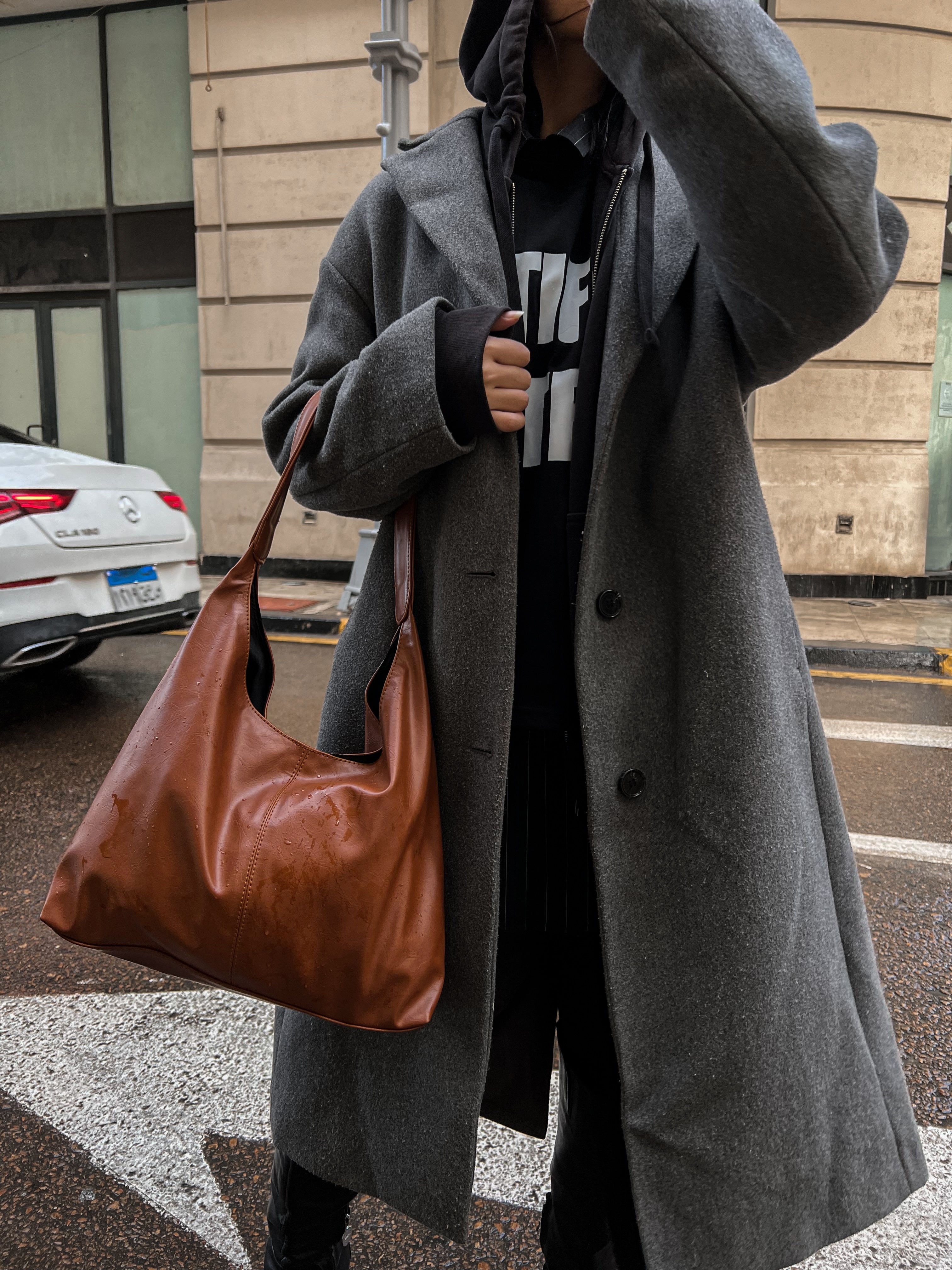 HELIO- HOBO BAG CARAMEL BROWN