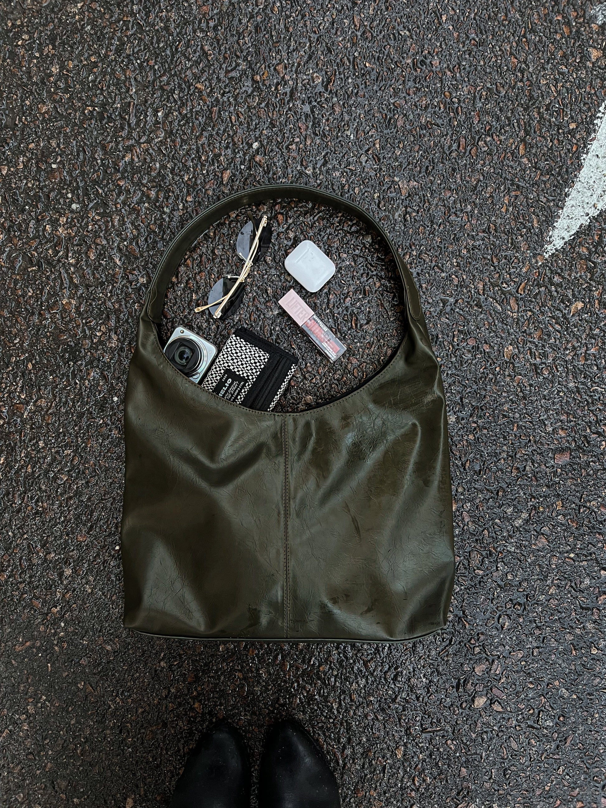 HELIO- HOBO BAG OLIVE STONE
