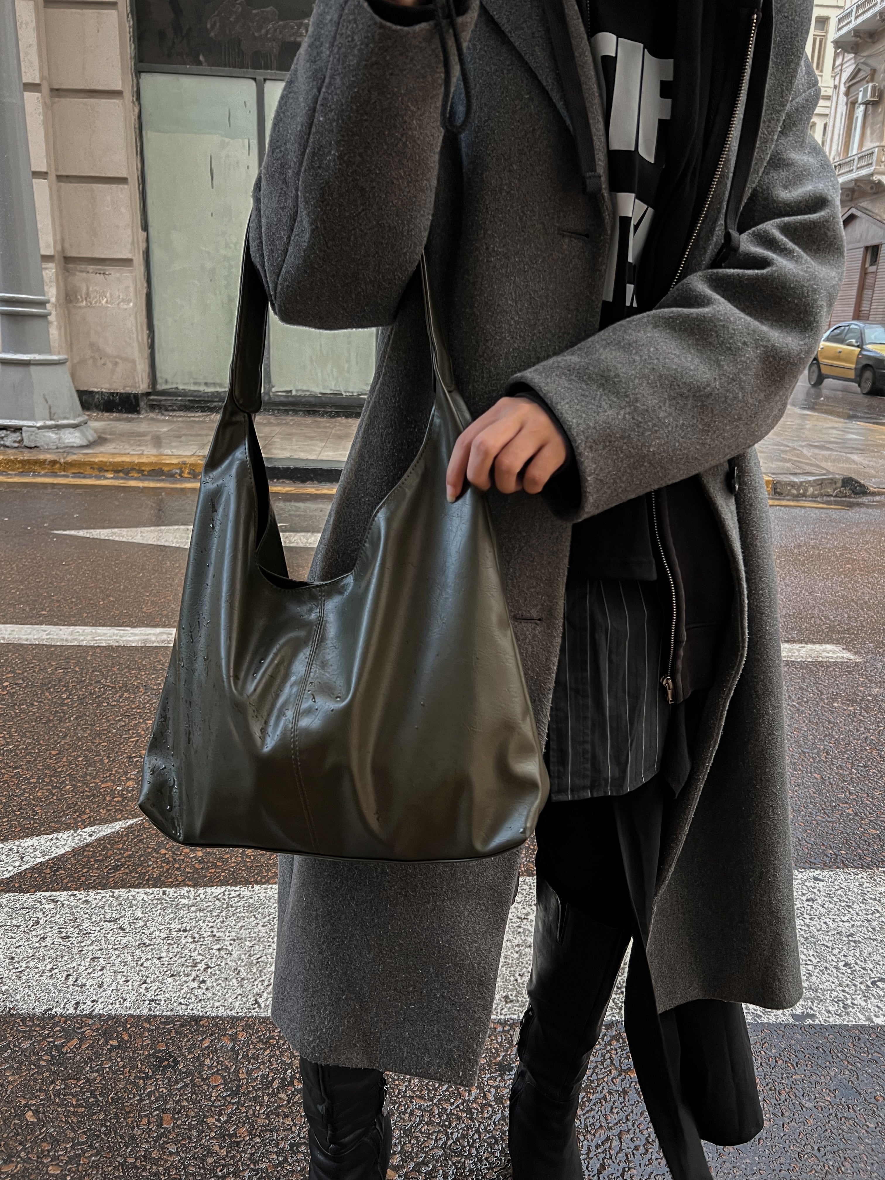 HELIO- HOBO BAG OLIVE STONE