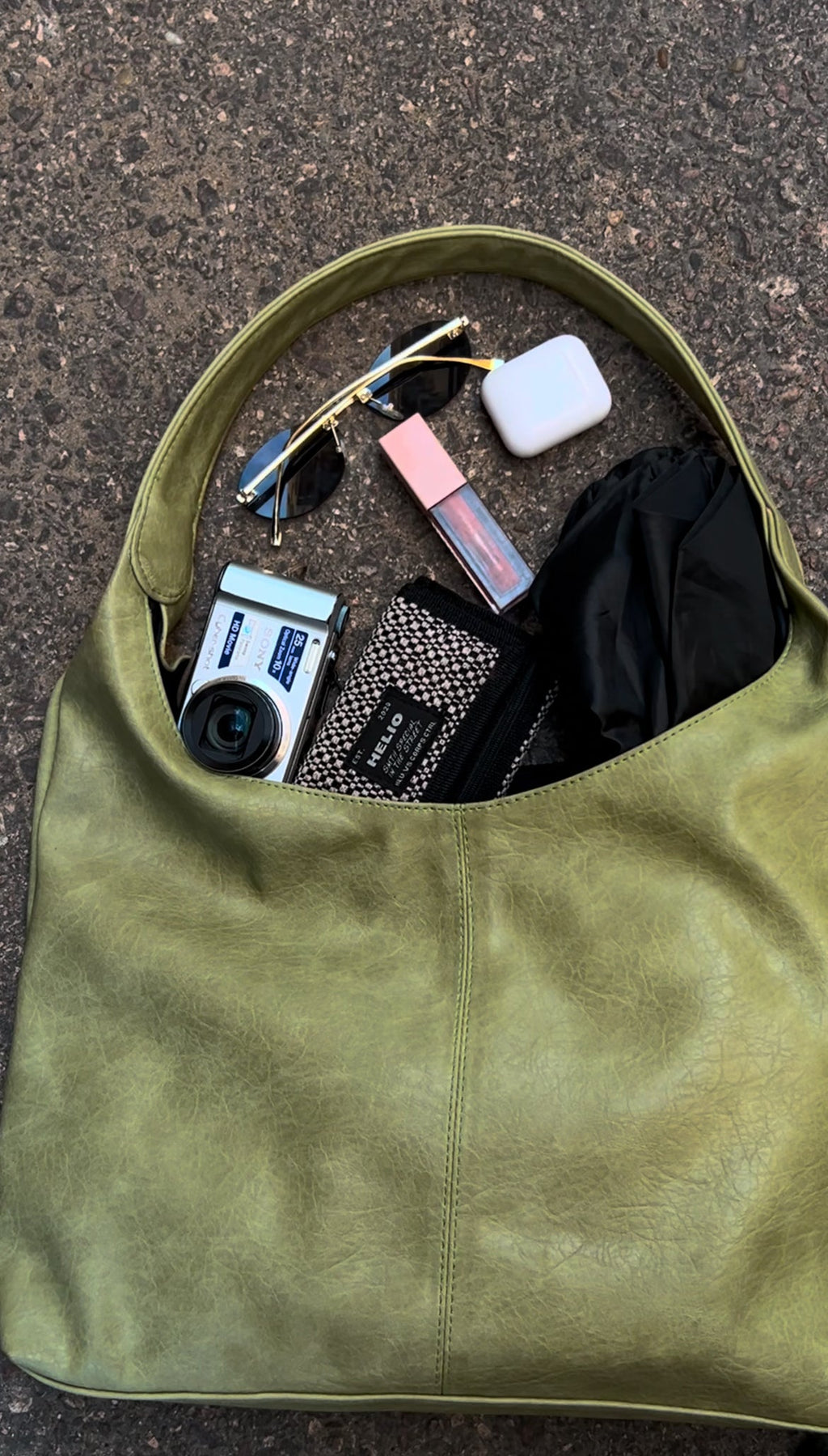 HELIO- HOBO BAG PISTACHIO