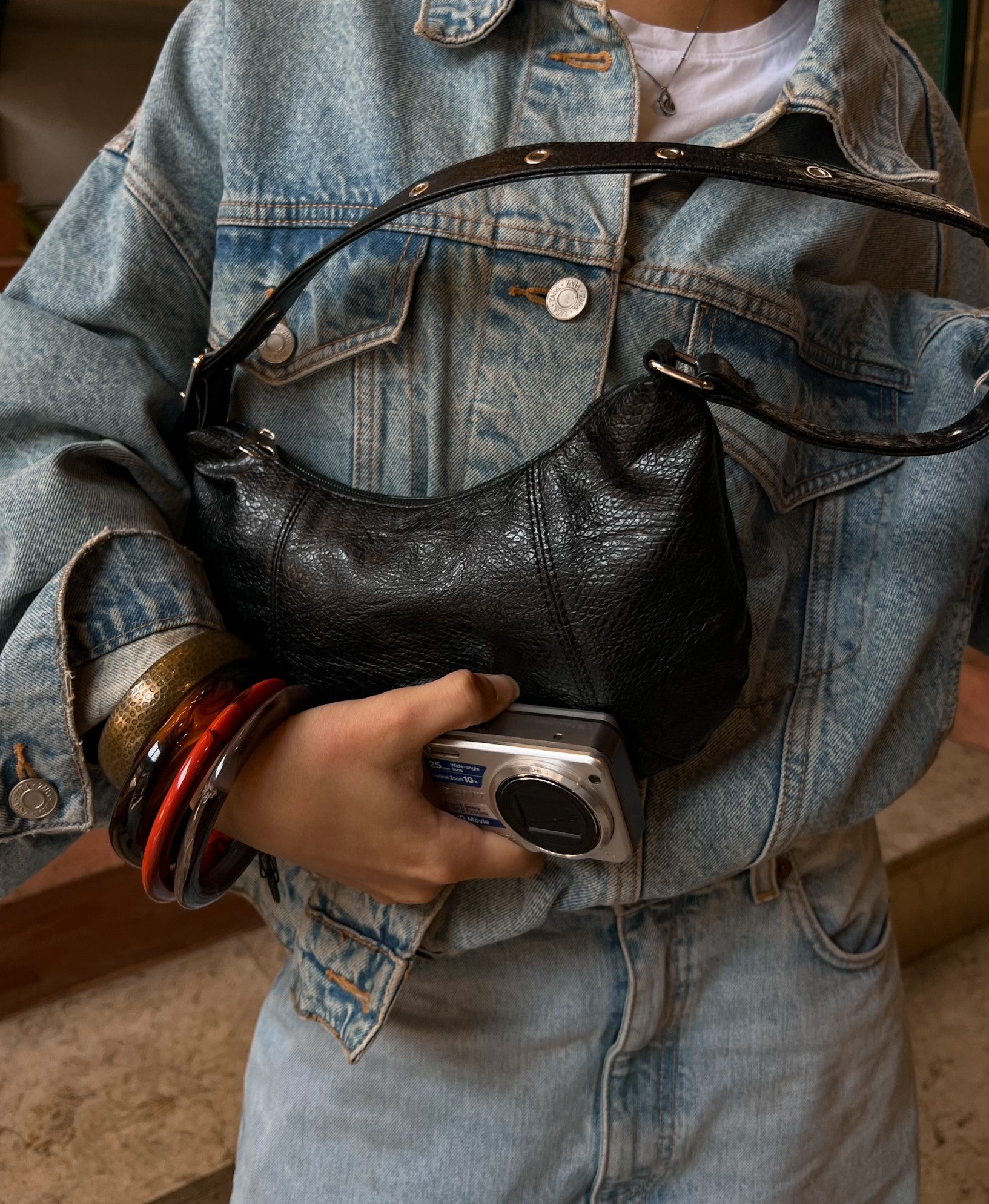 HELIO- DRAGON BAG BLACK