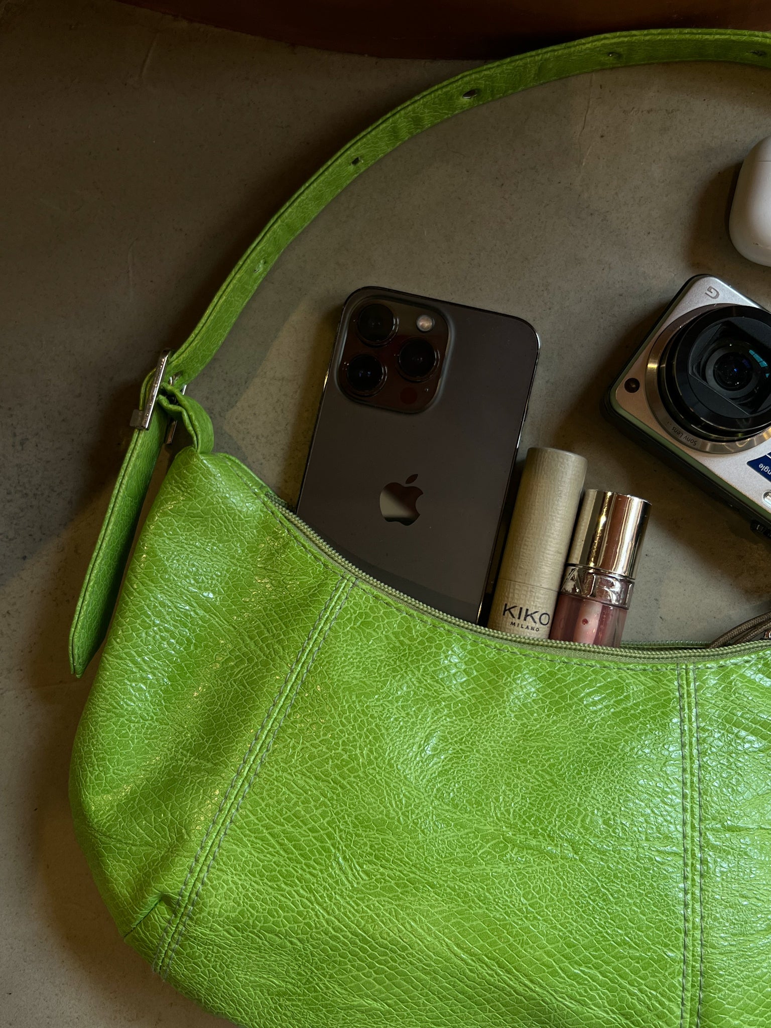 HELIO- DRAGON BAG LIME GREEN