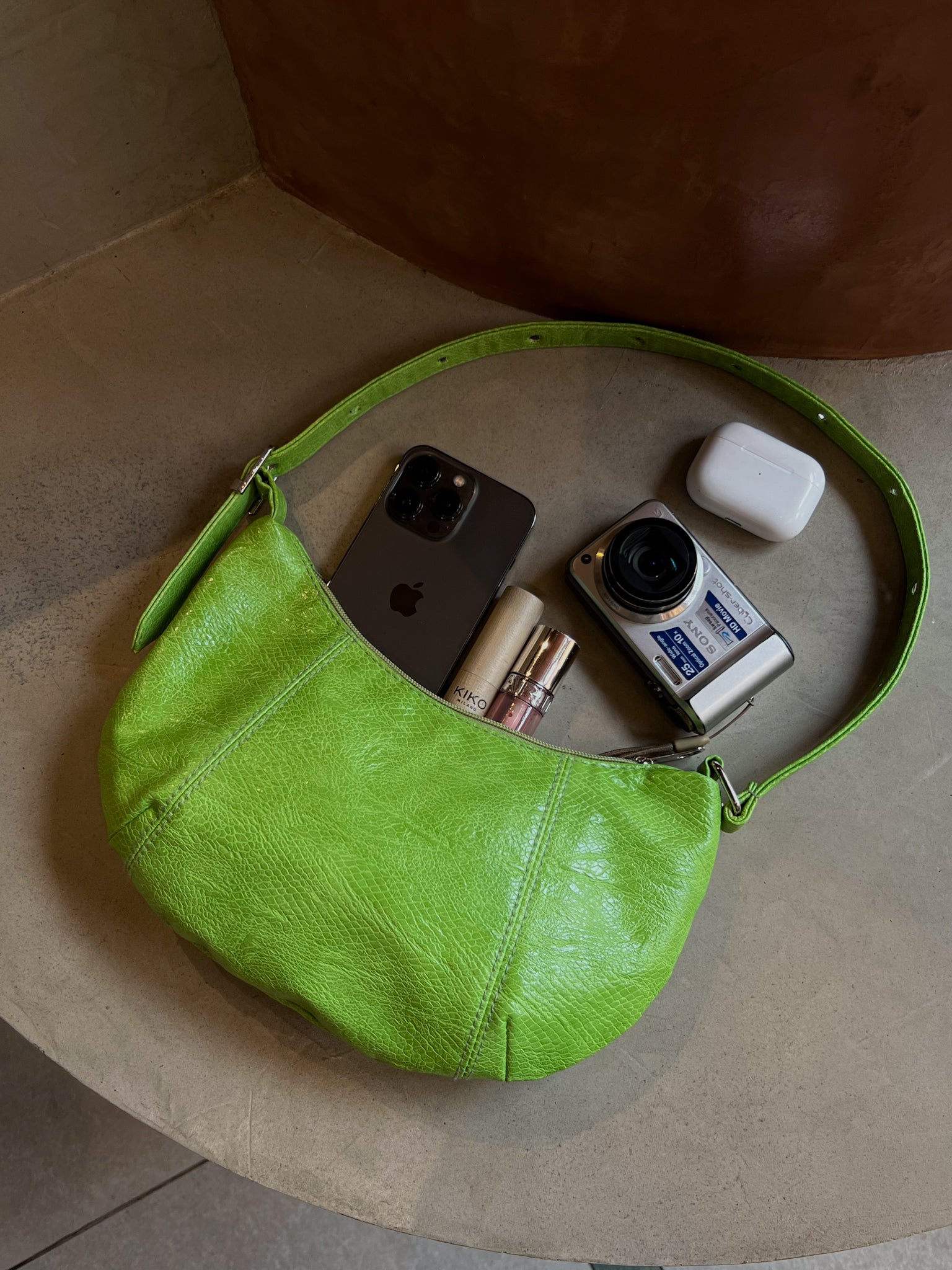 HELIO- DRAGON BAG LIME GREEN