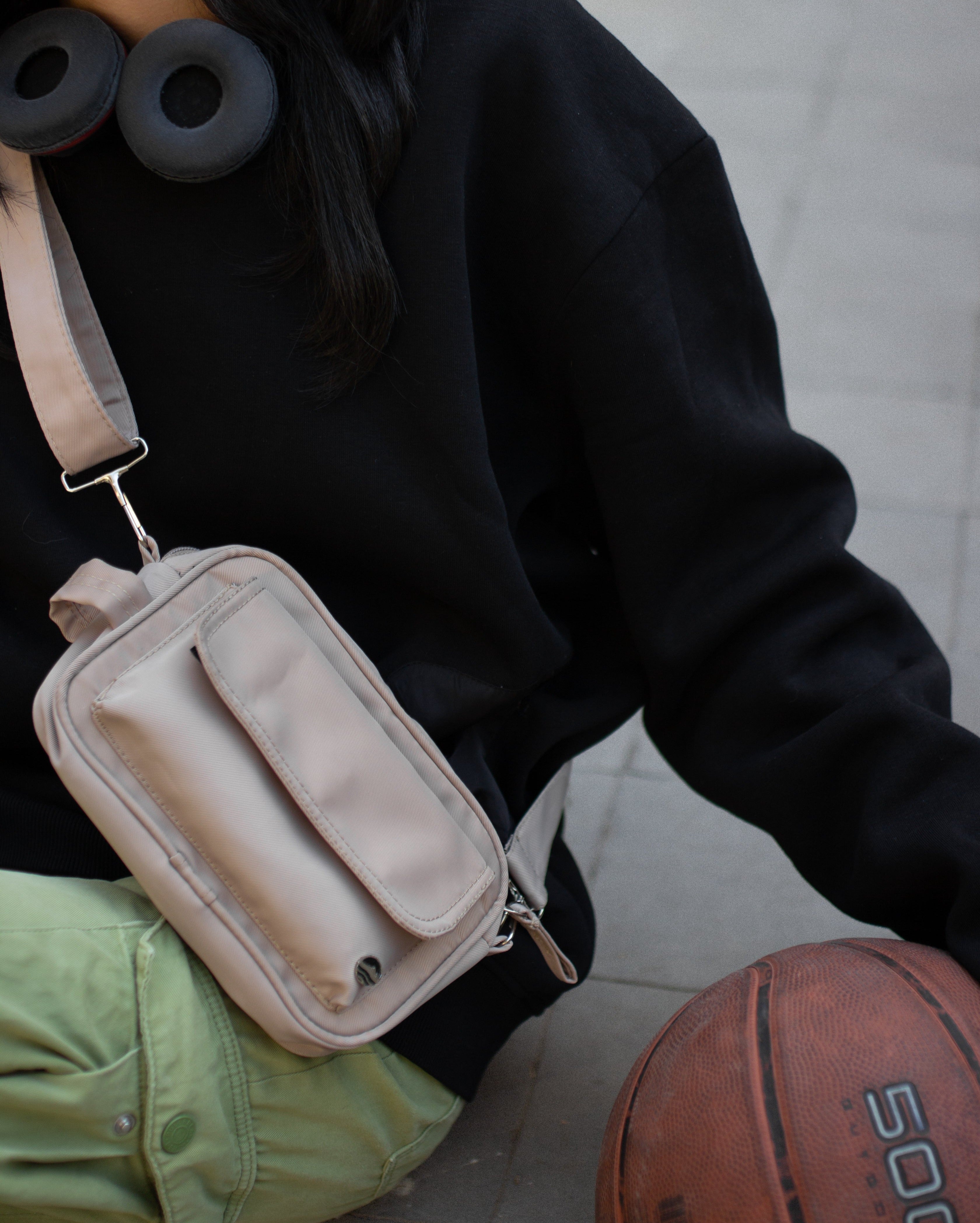HELIO-GANG BAG BEIGE