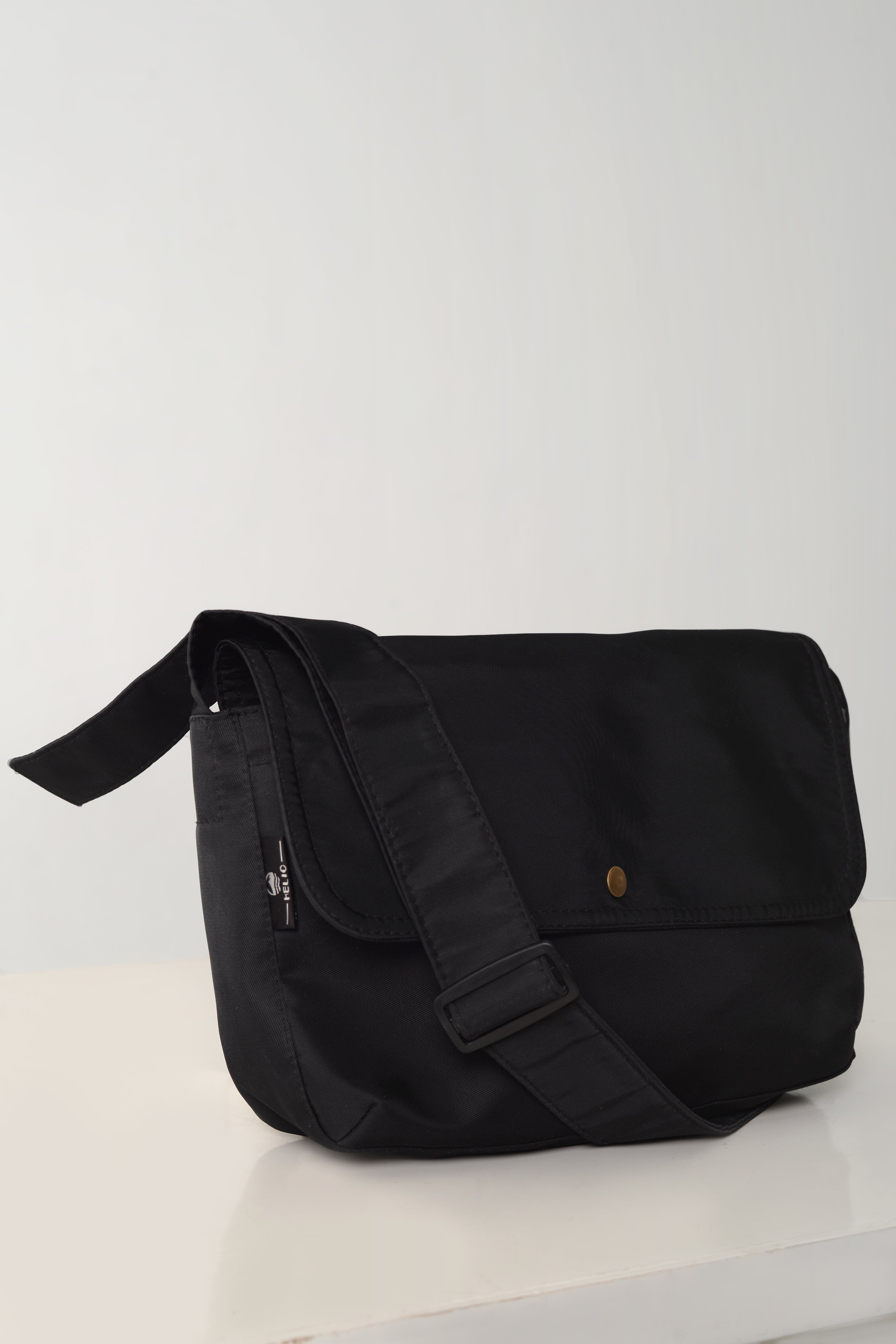 HELIO- SIDE BAG BLACK