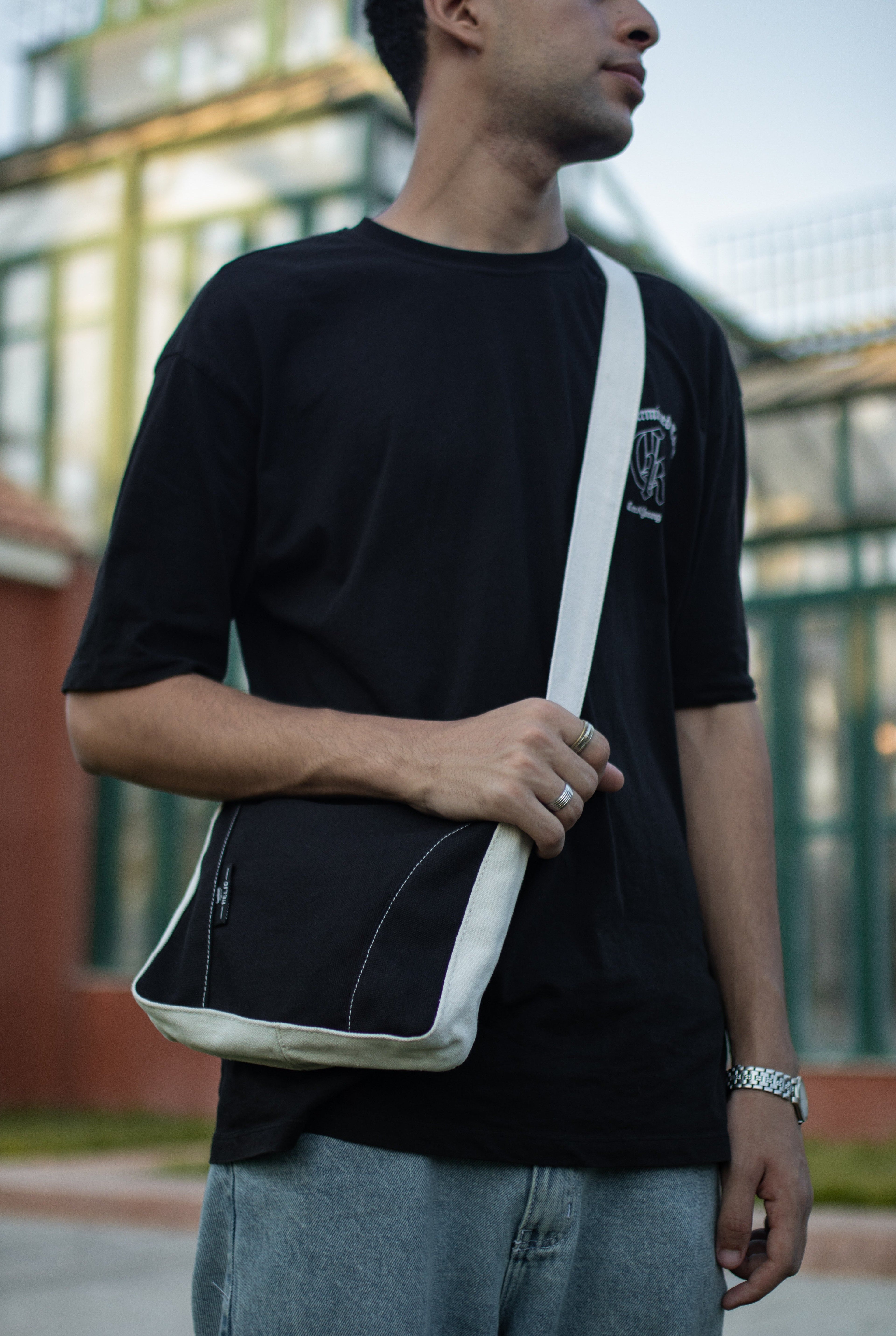 HELIO- RAW BAG BLACK X WHITE