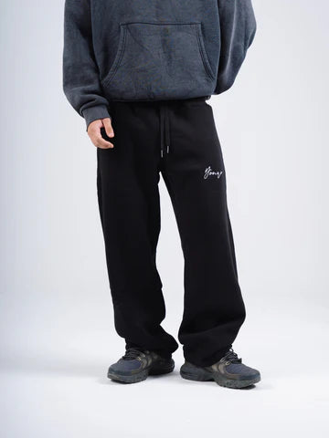 YONYO-BLACK “SWEATPANTS”