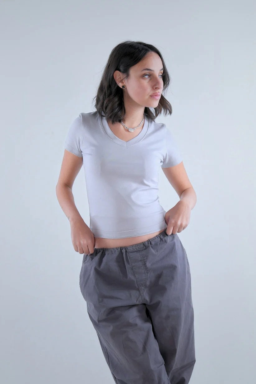 Milvus- V Neck Top - Grey