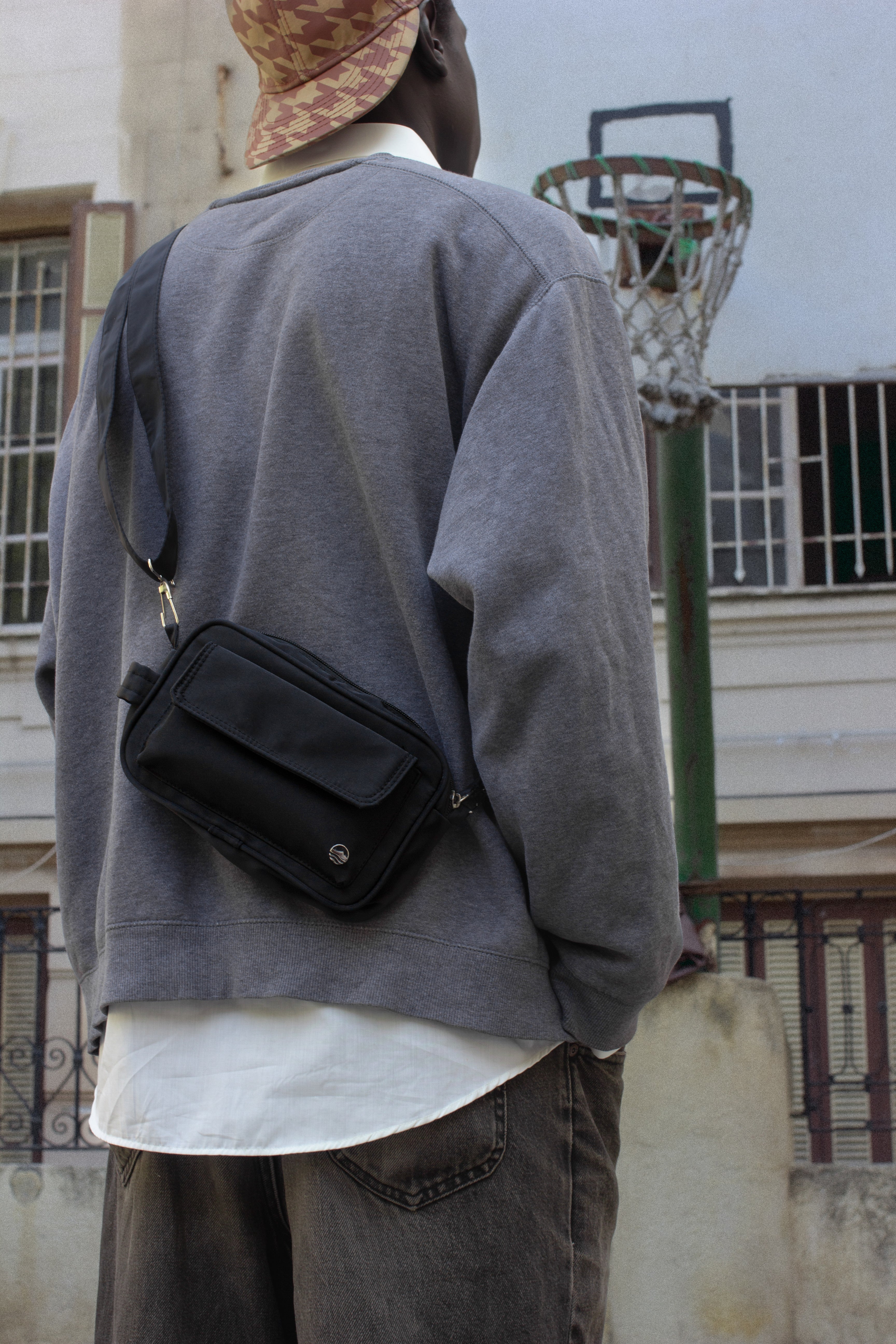 HELIO-GANG BAG BLACK